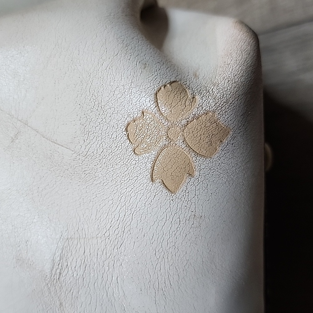 Patricia Nash Fiora cream ivory tooled dome satchel - Picture 12 of 15